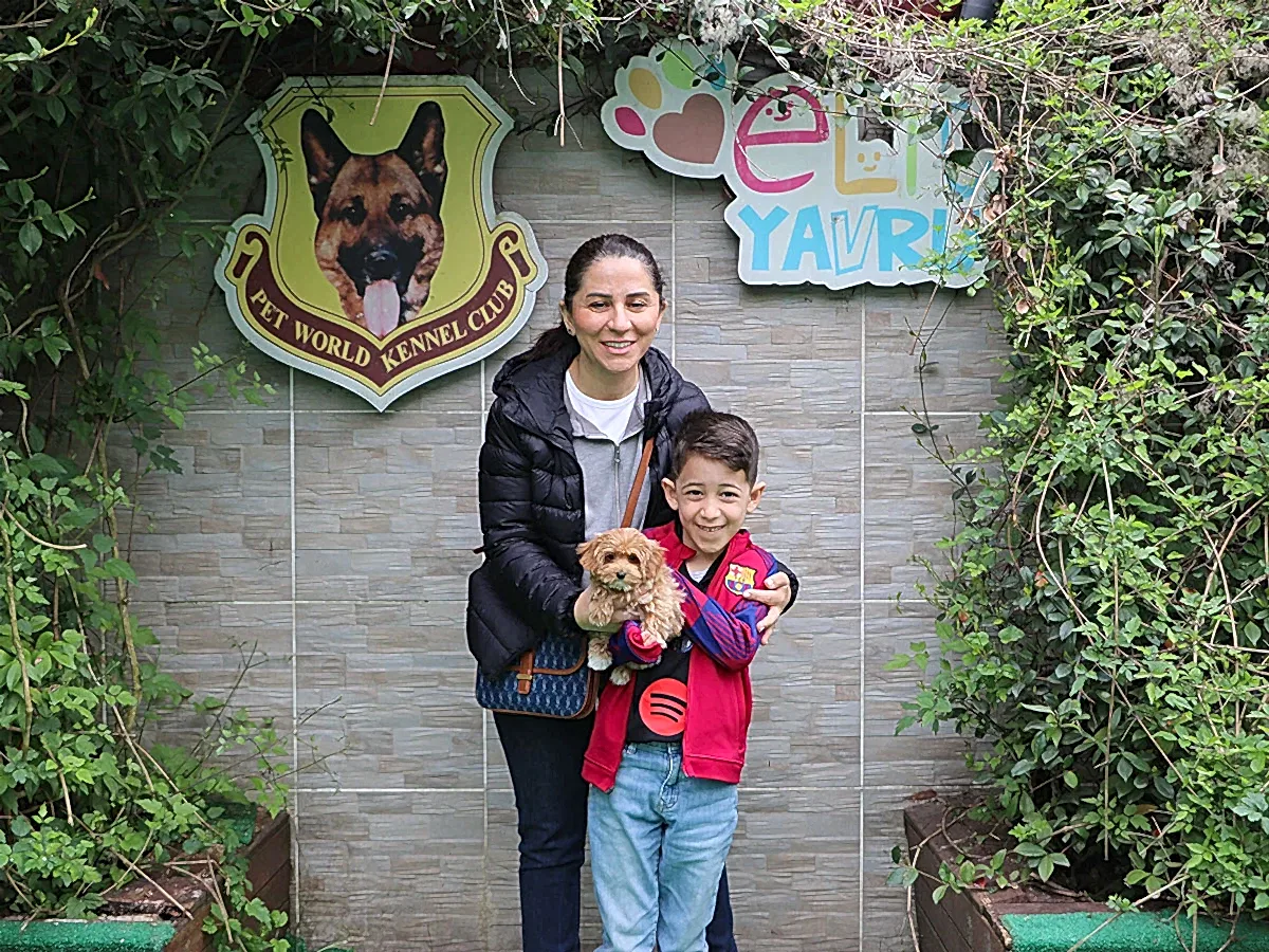 Sevgili Damla Hanım ve ailesi Teacup Maltipoo kızına kavuştu