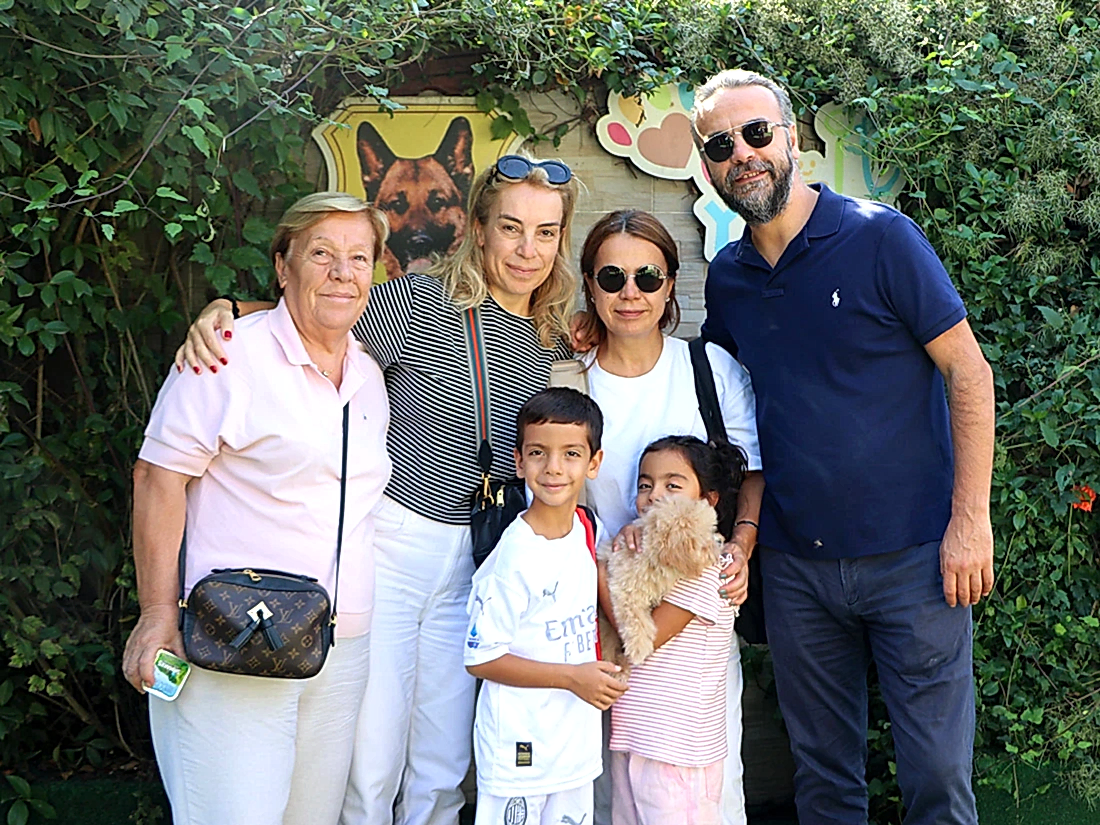 Özhan ailesi Maltipoo yavrularına kavuştular