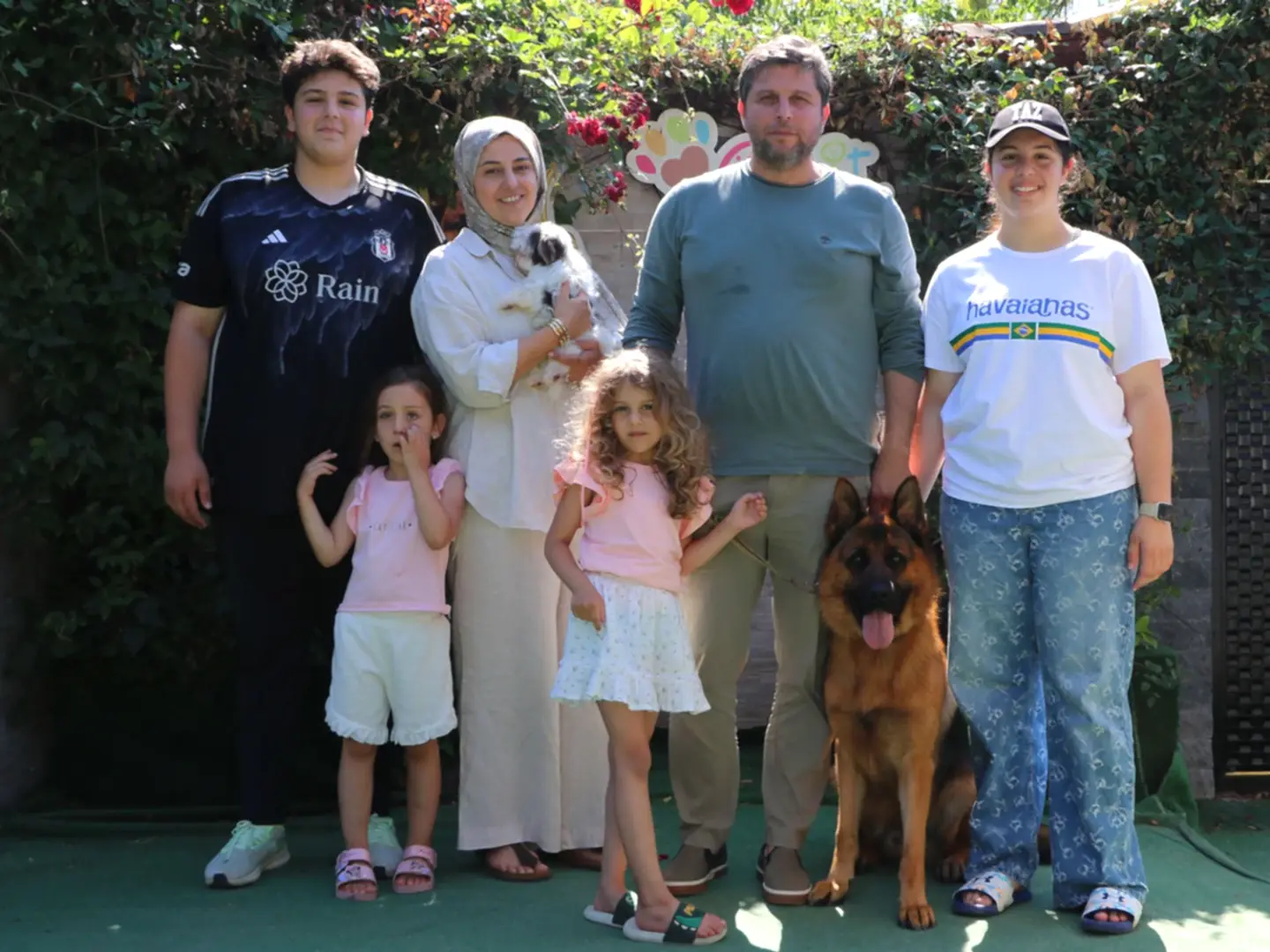 Sevgili Mahmut bey ve ailesi Morkie yavrularına kavuştular