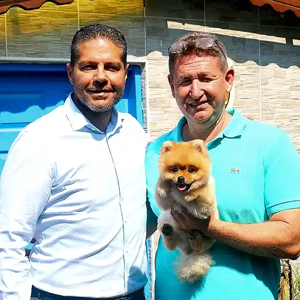 Ozan Balaban ve ailesi Pomeranian Boo yavrusuna kavuştu
