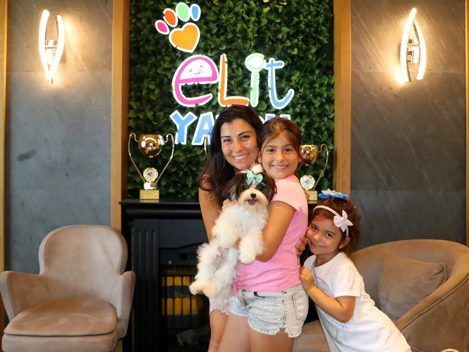 Özge Hanım ve ailesi Morkie Yavrularına kavuştular