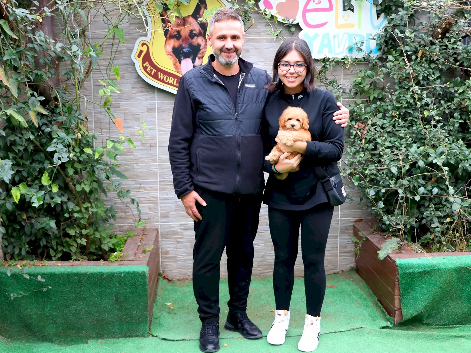 Tekirdağ'ından Deneri ailesi Poodle yavrularına kavuştular